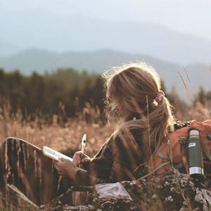 Meet your Posher, Laurabeth